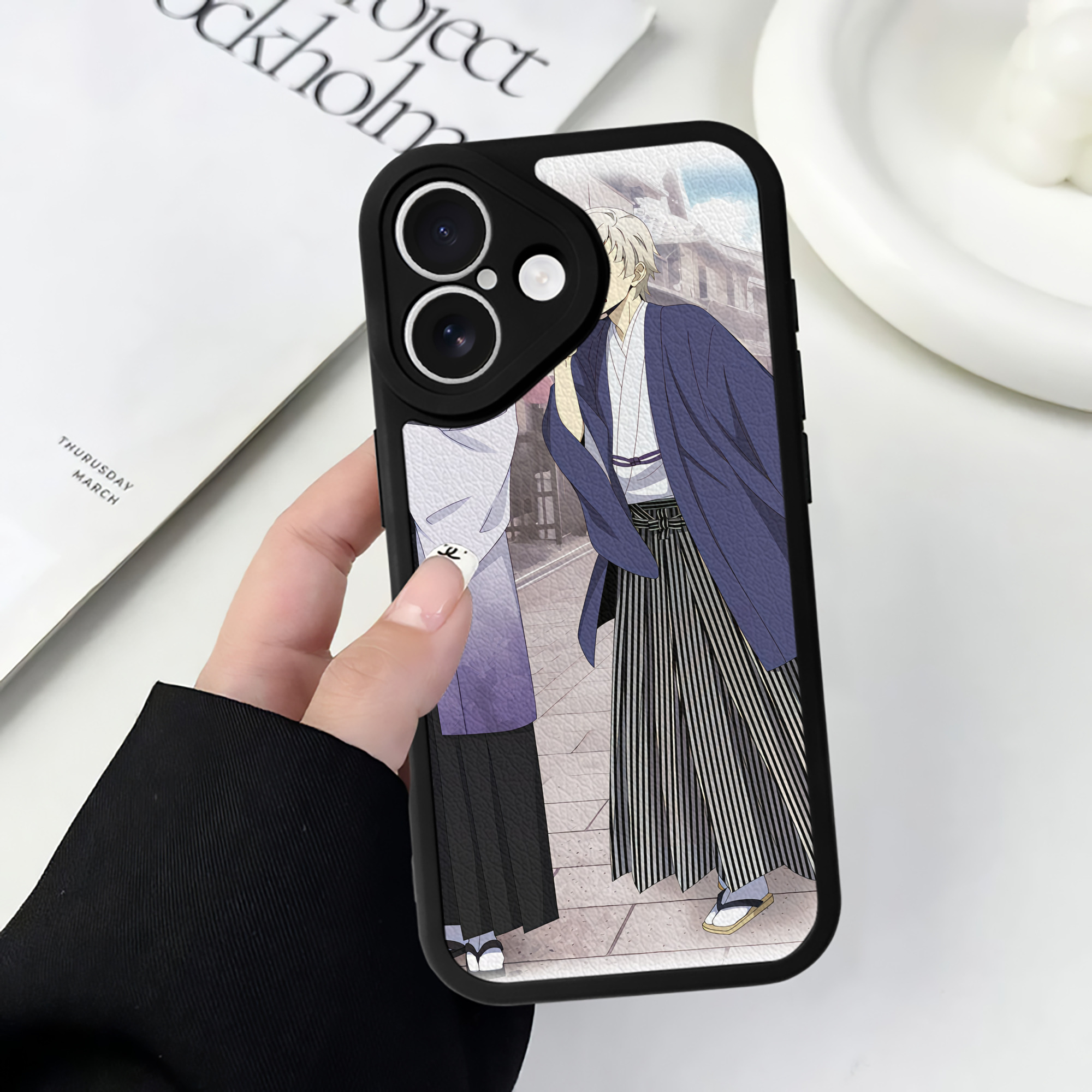 （画像用） 文豪ストレイドッグス Bungo Stray Dogs 【iPhone 16シリーズ対応】シリコンスマホケース（レザー調） 材質：シリコン